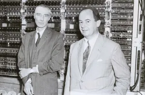 J. Robert Oppenheimer 與 John von Neumann 於 1952 年合影